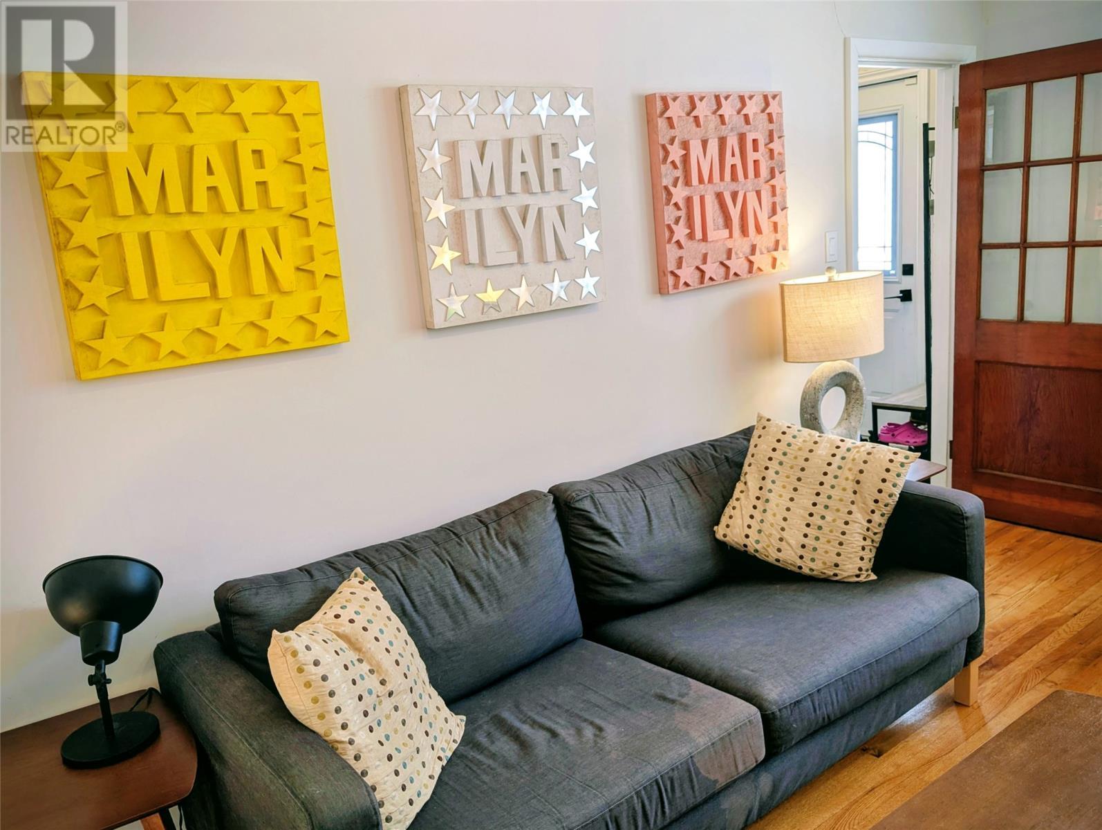 Lots of space - 7 Cornwall Heights, St. John'S, NL - Indoor Photo Showing Living Room