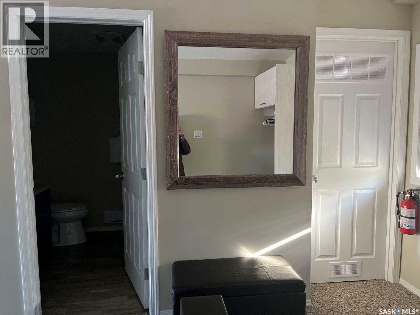 3 1250 Aaro Avenue, Elbow, SK - Indoor