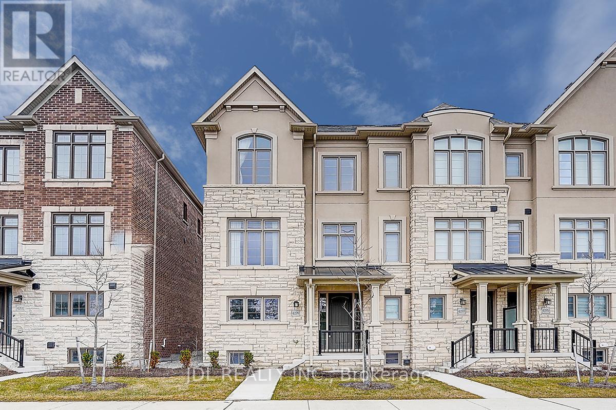 4199 Major Mackenzie Drive E, Markham, ON - Outdoor With Facade