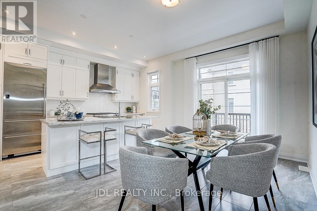 4199 Major Mackenzie Drive E, Markham, ON - Indoor Photo Showing Dining Room