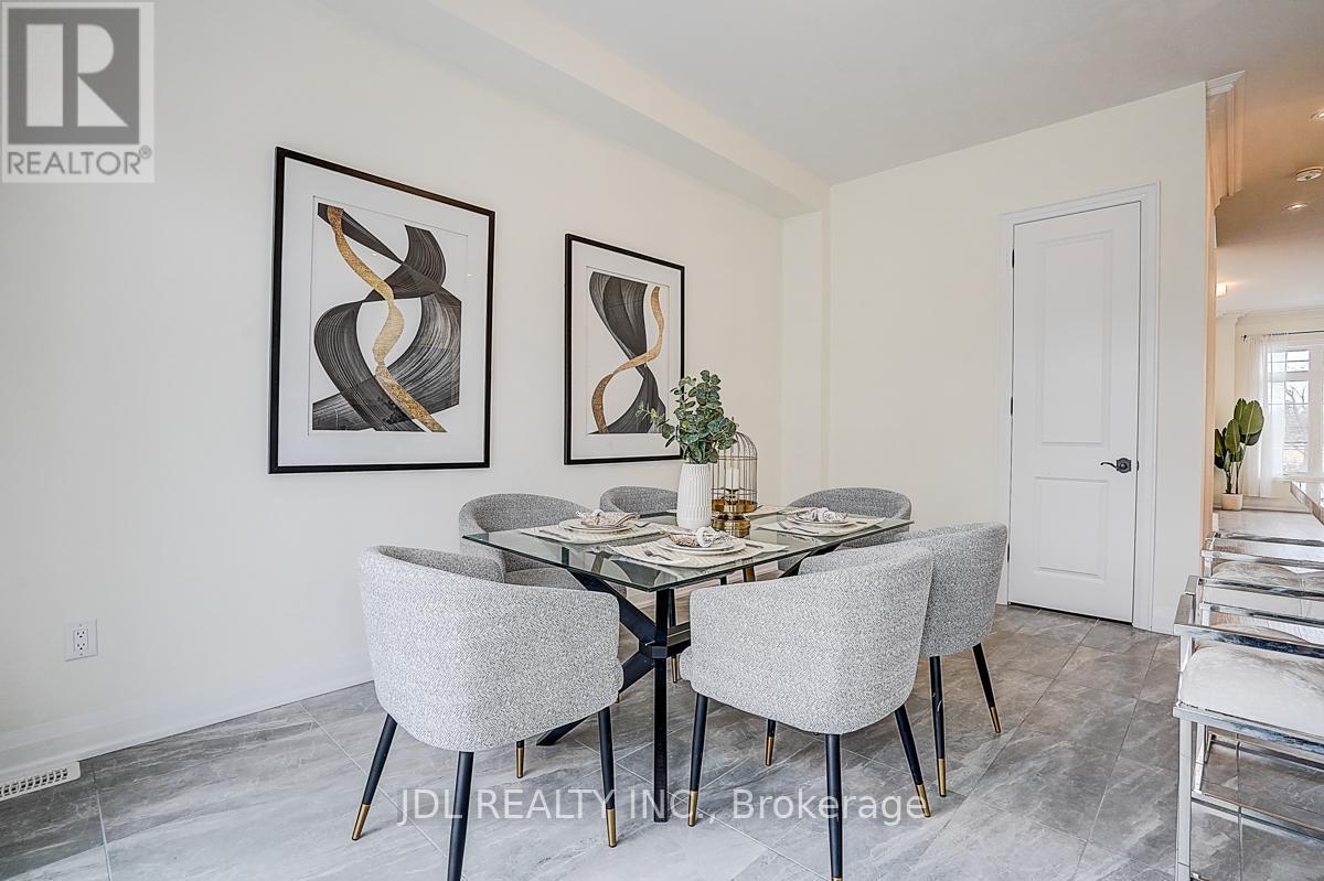 4199 Major Mackenzie Drive E, Markham, ON - Indoor Photo Showing Dining Room