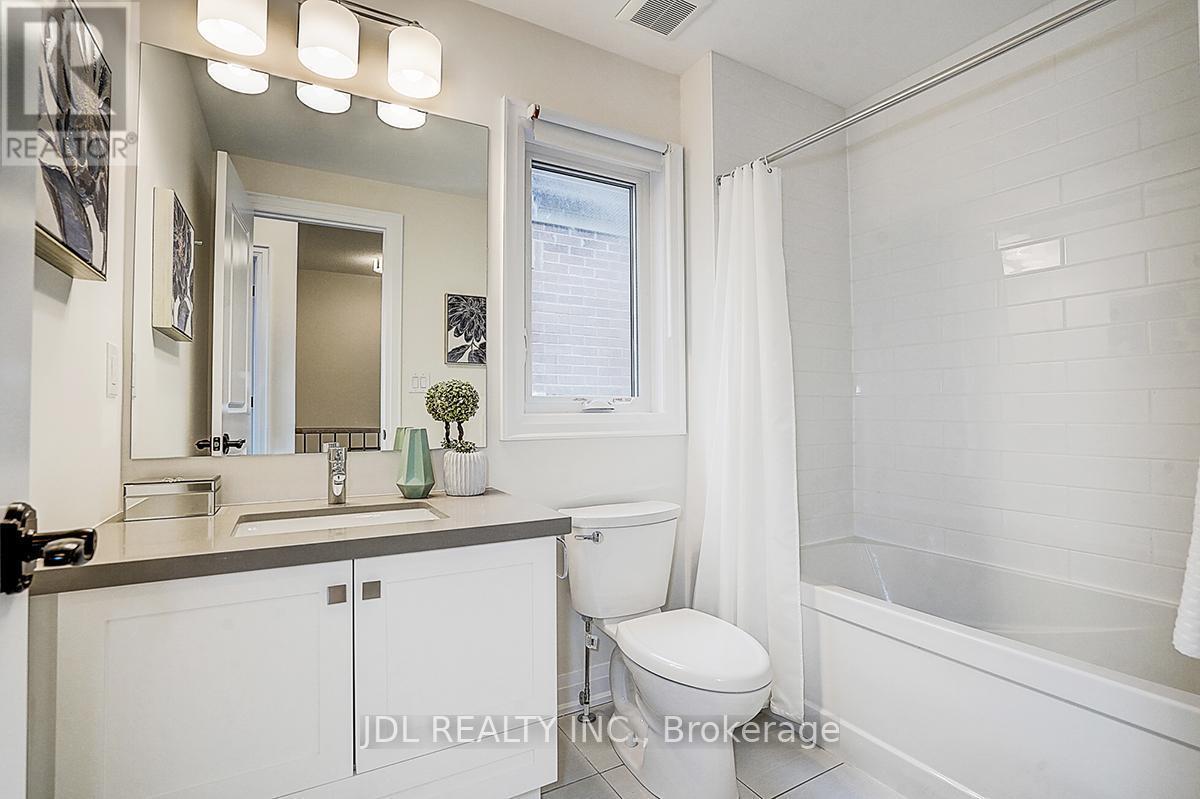4199 Major Mackenzie Drive E, Markham, ON - Indoor Photo Showing Bathroom