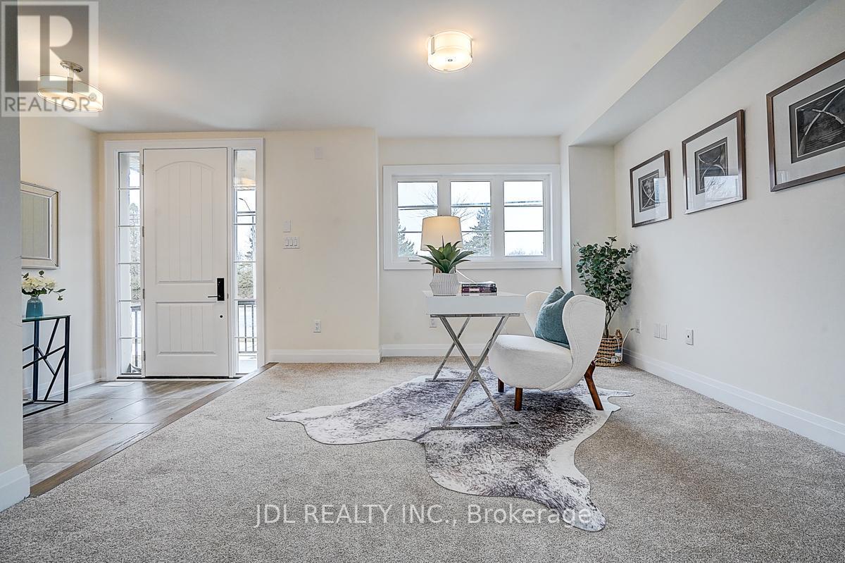 4199 Major Mackenzie Drive E, Markham, ON - Indoor