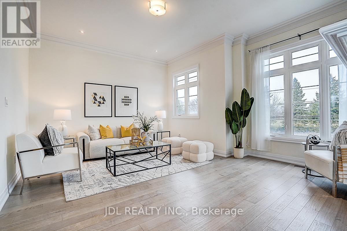 4199 Major Mackenzie Drive E, Markham, ON - Indoor