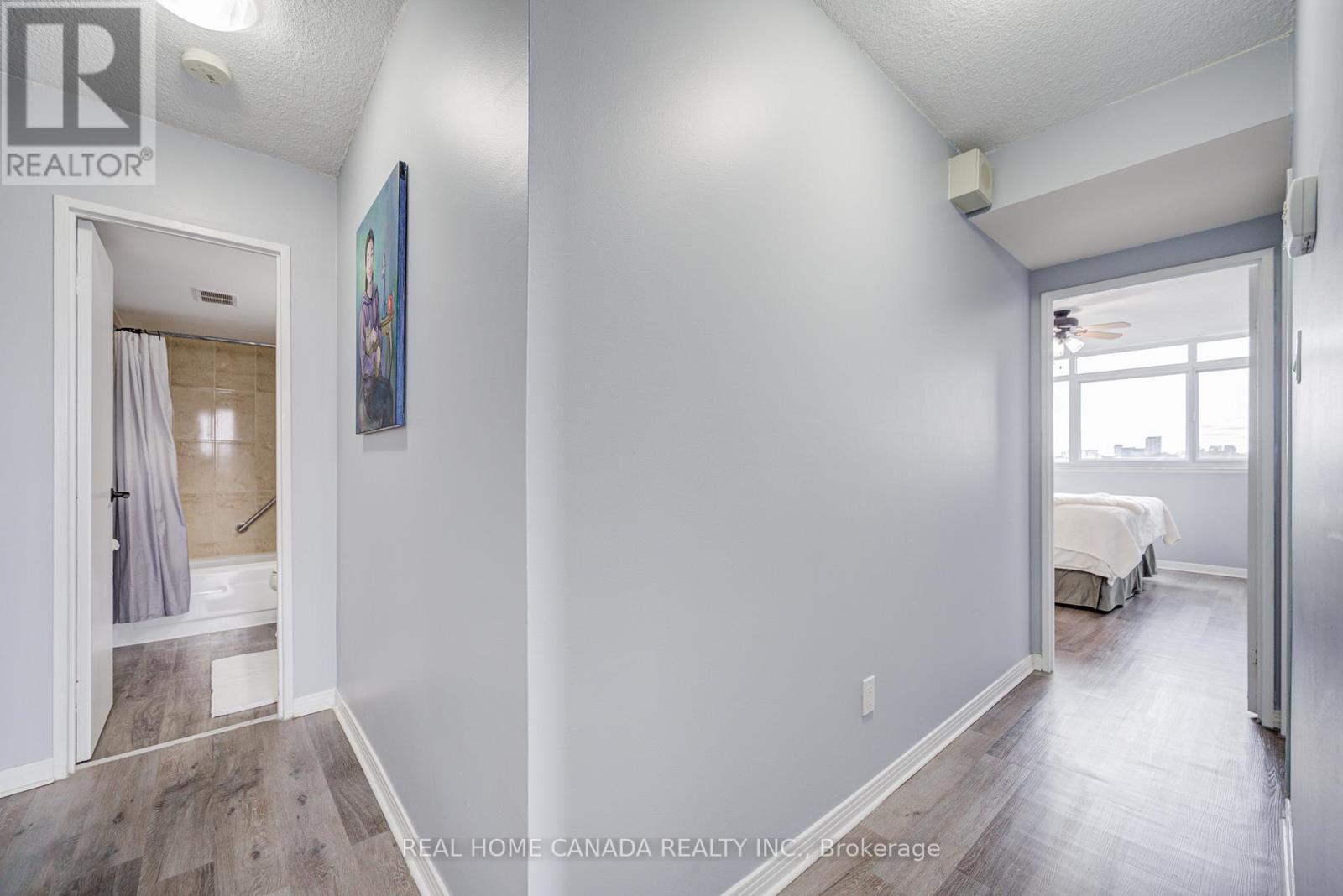 708 - 1359 White Oaks Boulevard, Oakville, ON - Indoor Photo Showing Other Room