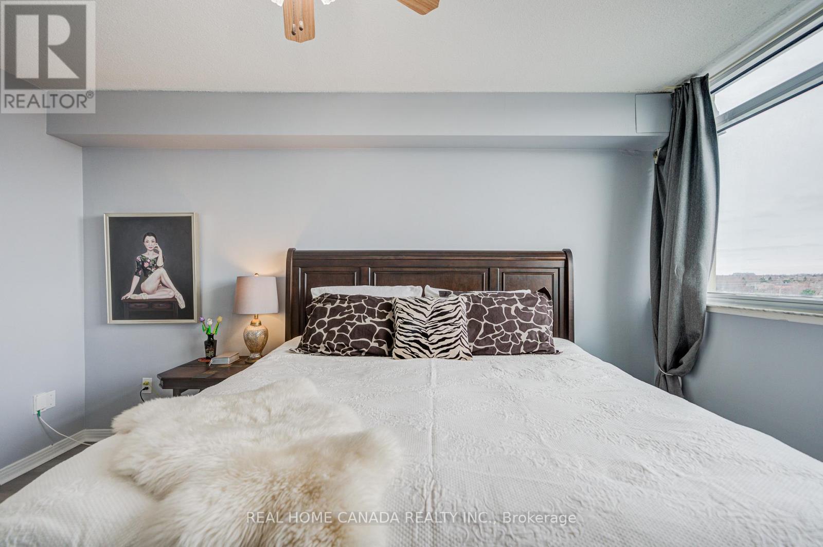 708 - 1359 White Oaks Boulevard, Oakville, ON - Indoor Photo Showing Bedroom