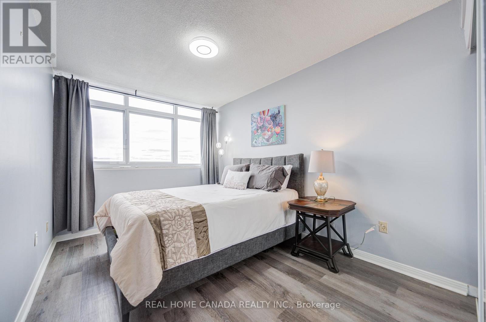 708 - 1359 White Oaks Boulevard, Oakville, ON - Indoor Photo Showing Bedroom