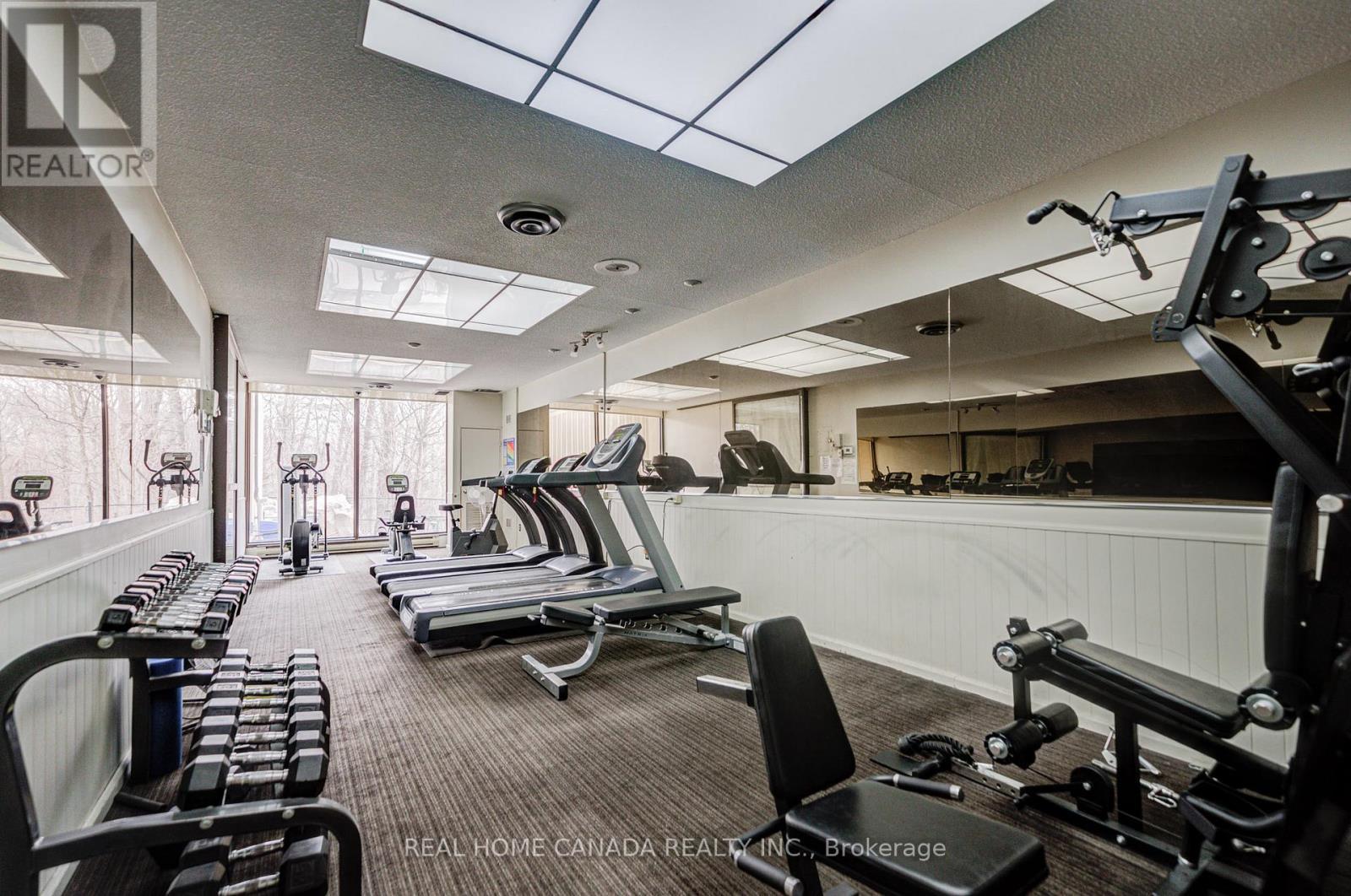 708 - 1359 White Oaks Boulevard, Oakville, ON - Indoor Photo Showing Gym Room