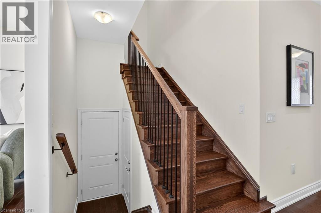 4 Beasley Grove, Ancaster, ON - Indoor Photo Showing Other Room