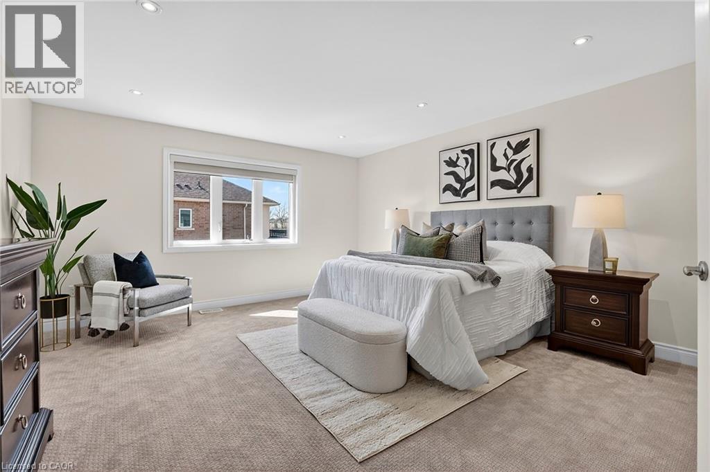 4 Beasley Grove, Ancaster, ON - Indoor Photo Showing Bedroom