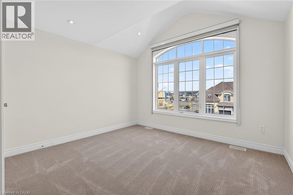 4 Beasley Grove, Ancaster, ON - Indoor Photo Showing Other Room