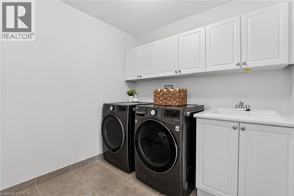4 Beasley Grove, Ancaster, ON - Indoor Photo Showing Laundry Room