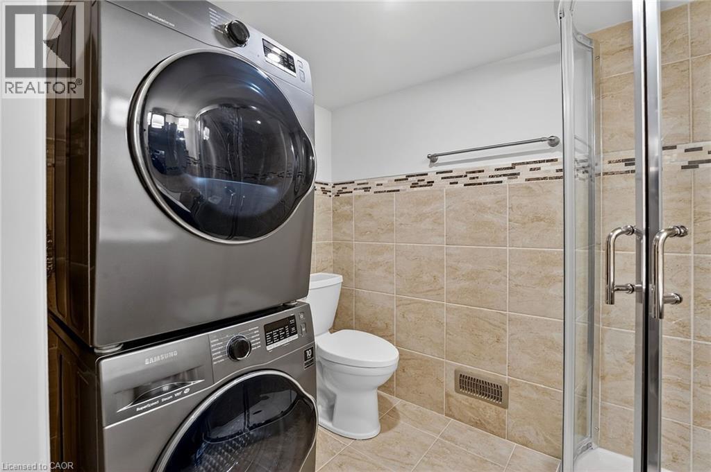 4 Beasley Grove, Ancaster, ON - Indoor Photo Showing Laundry Room