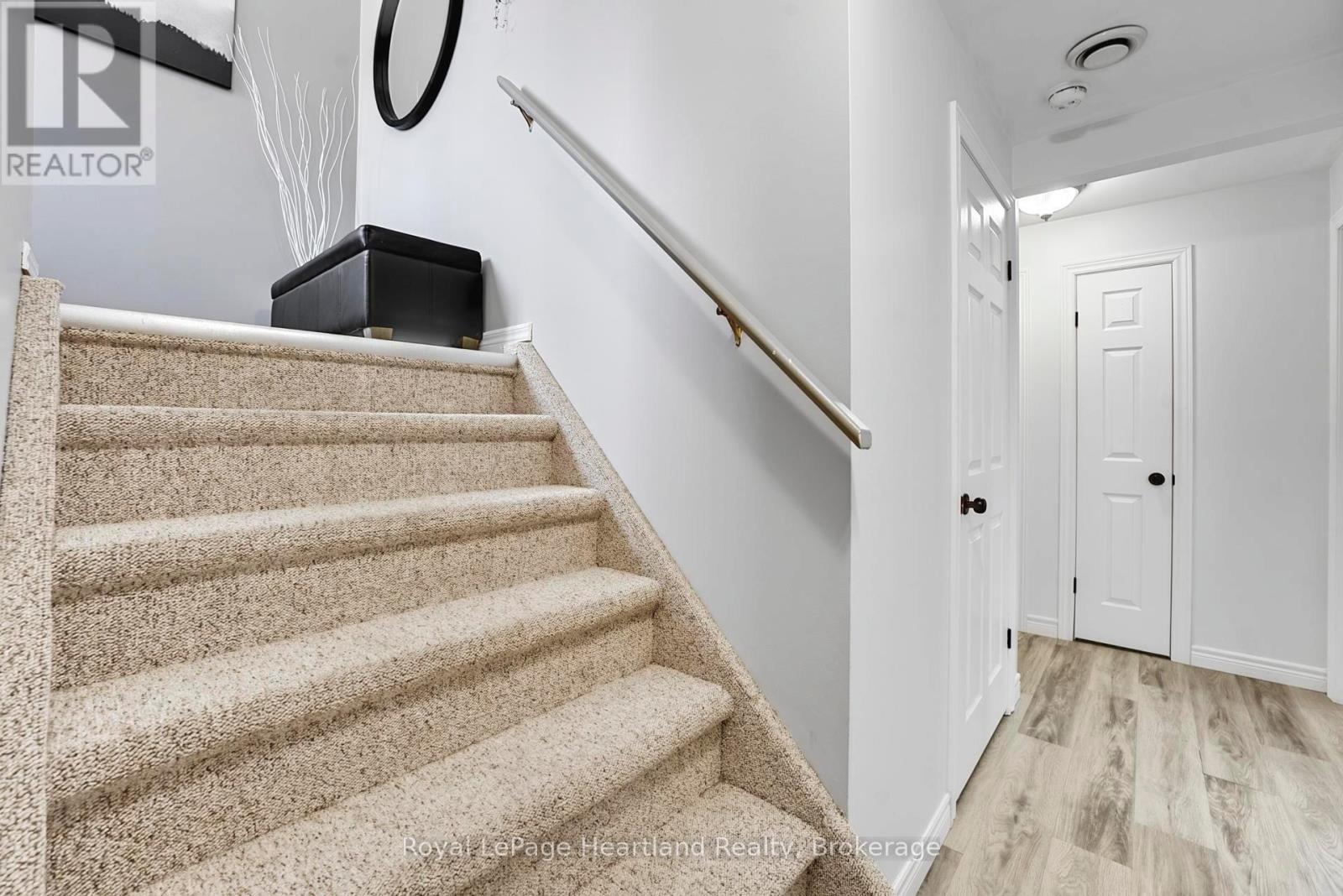 25 Lee Crescent, Goderich (Goderich (Town)), ON - Indoor Photo Showing Other Room