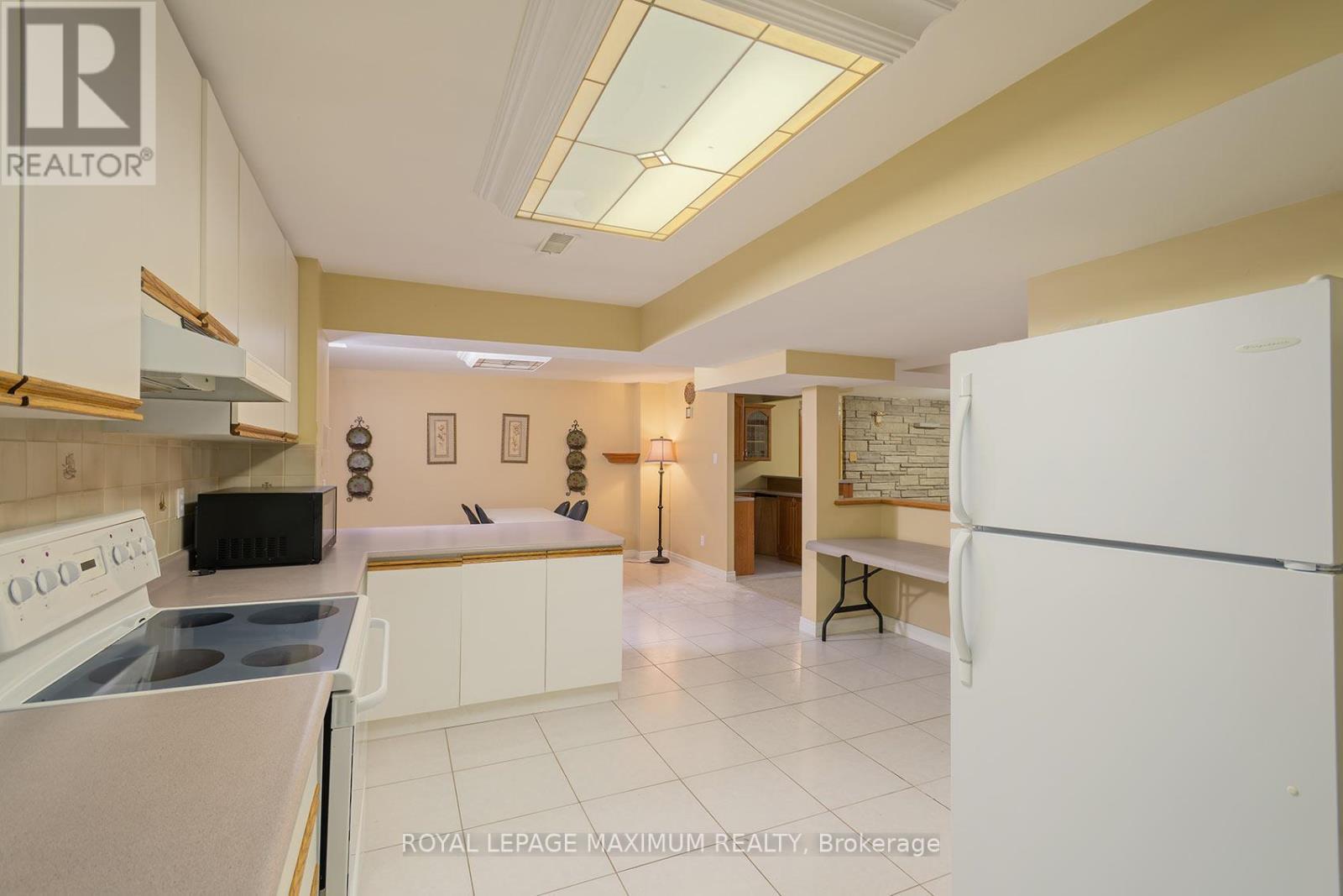 14 Mustang Road, Vaughan, ON - Indoor Photo Showing Other Room