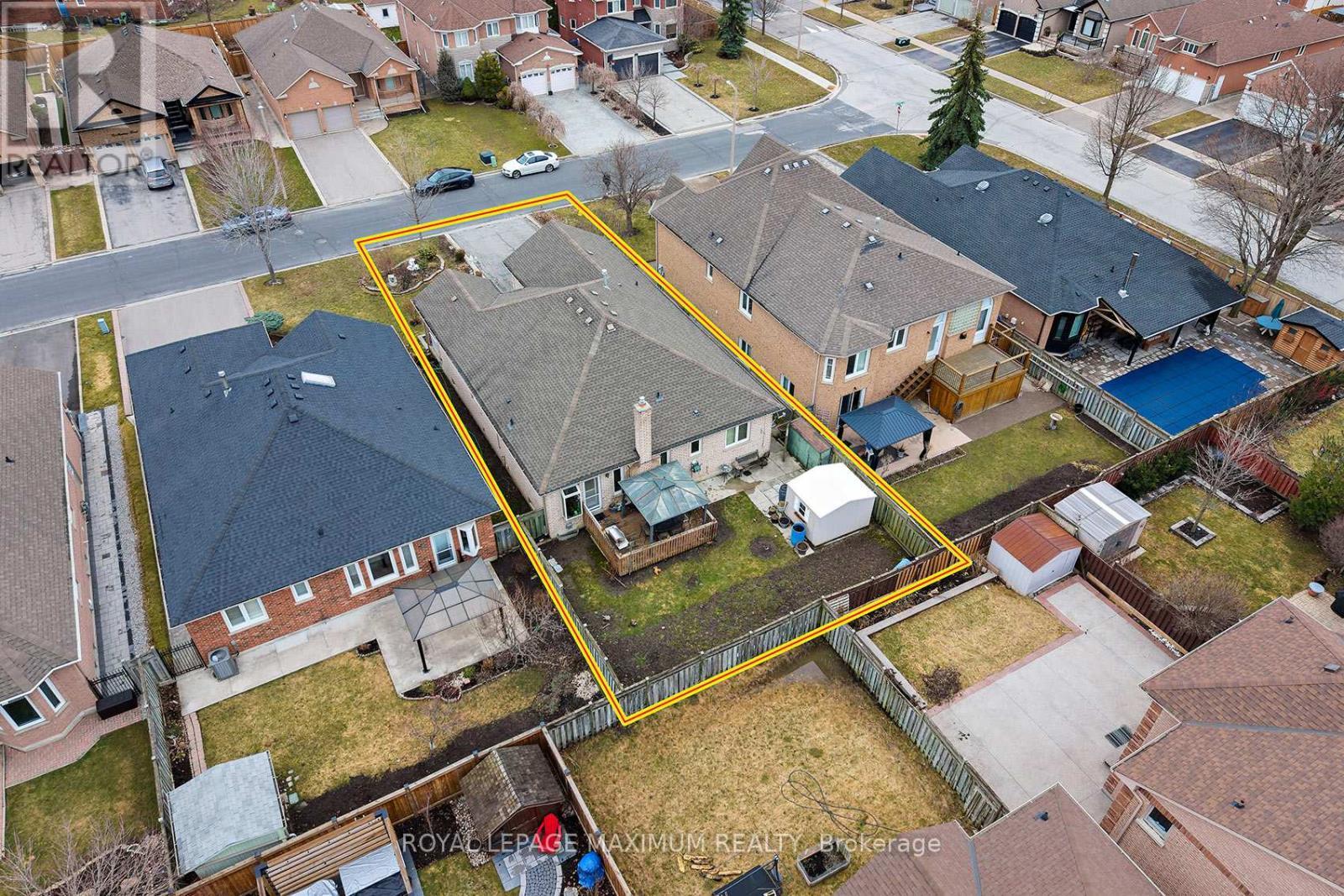 14 Mustang Road, Vaughan, ON - With View