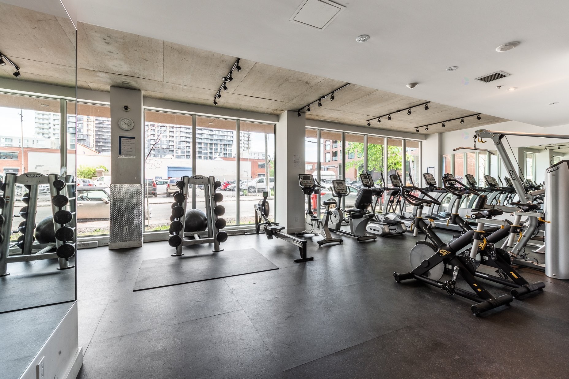 Exercise Room - 1314-190 Rue Murray, Montréal (Le Sud-Ouest), QC - Indoor Photo Showing Gym Room