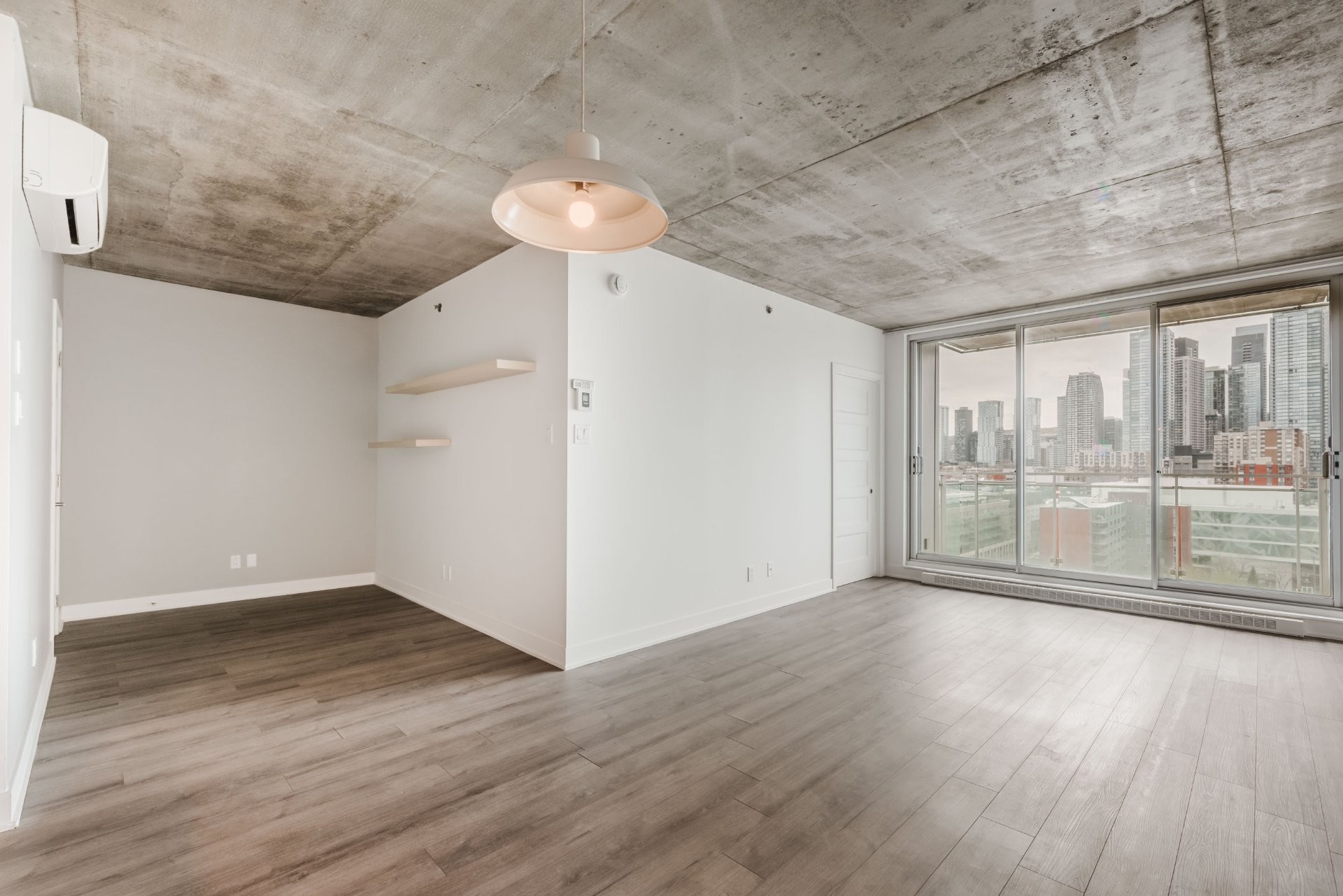 Overall view - 1314-190 Rue Murray, Montréal (Le Sud-Ouest), QC - Indoor Photo Showing Other Room