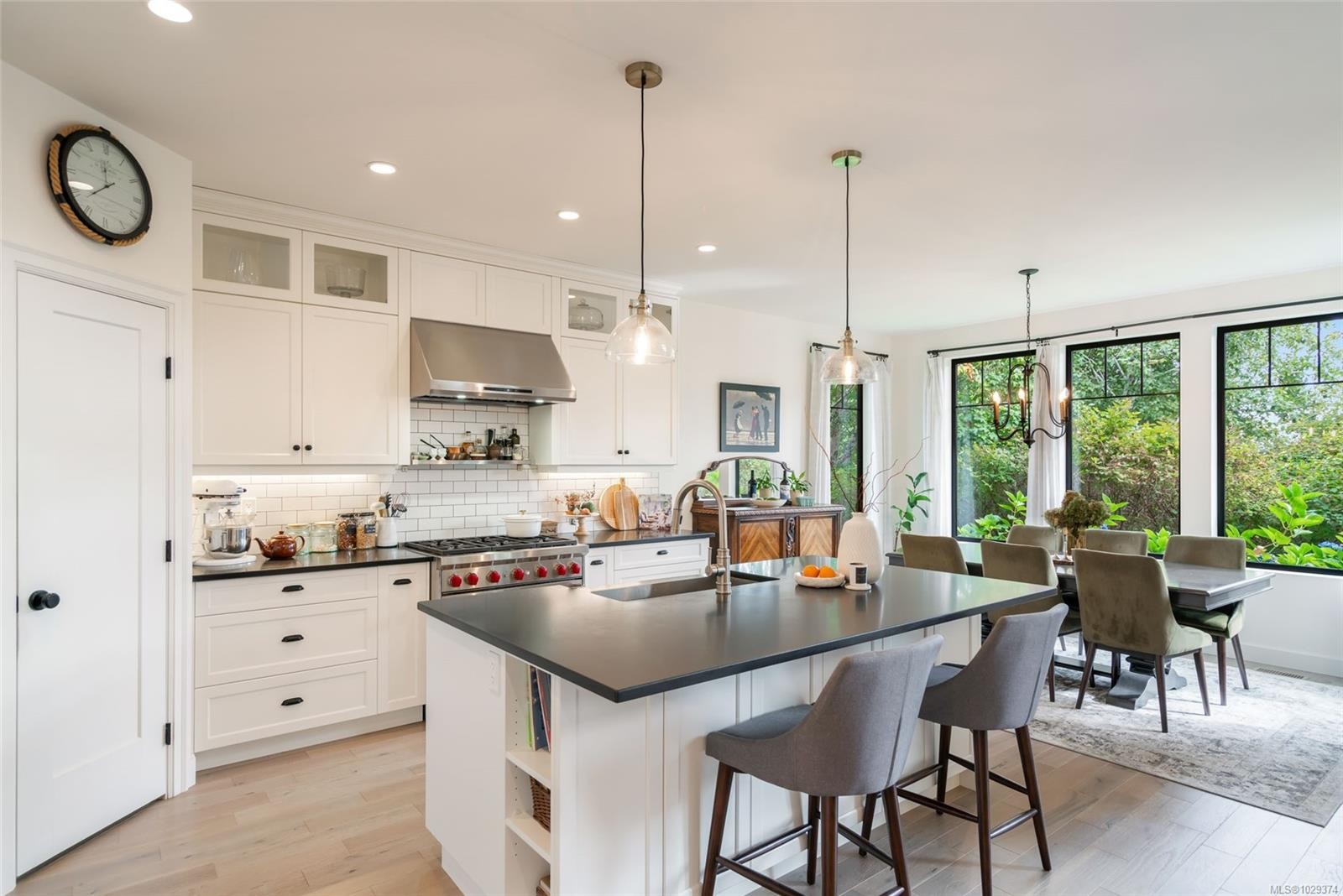 3943 Dillman Rd, Campbell River, BC