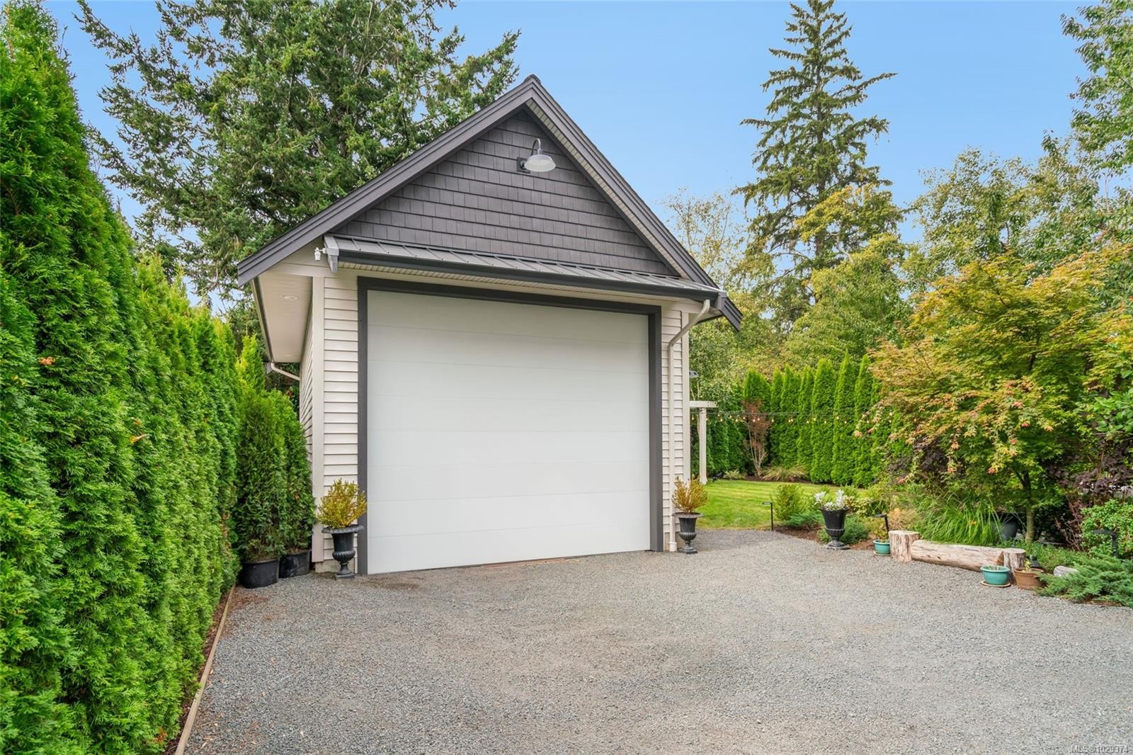 3943 Dillman Rd, Campbell River, BC