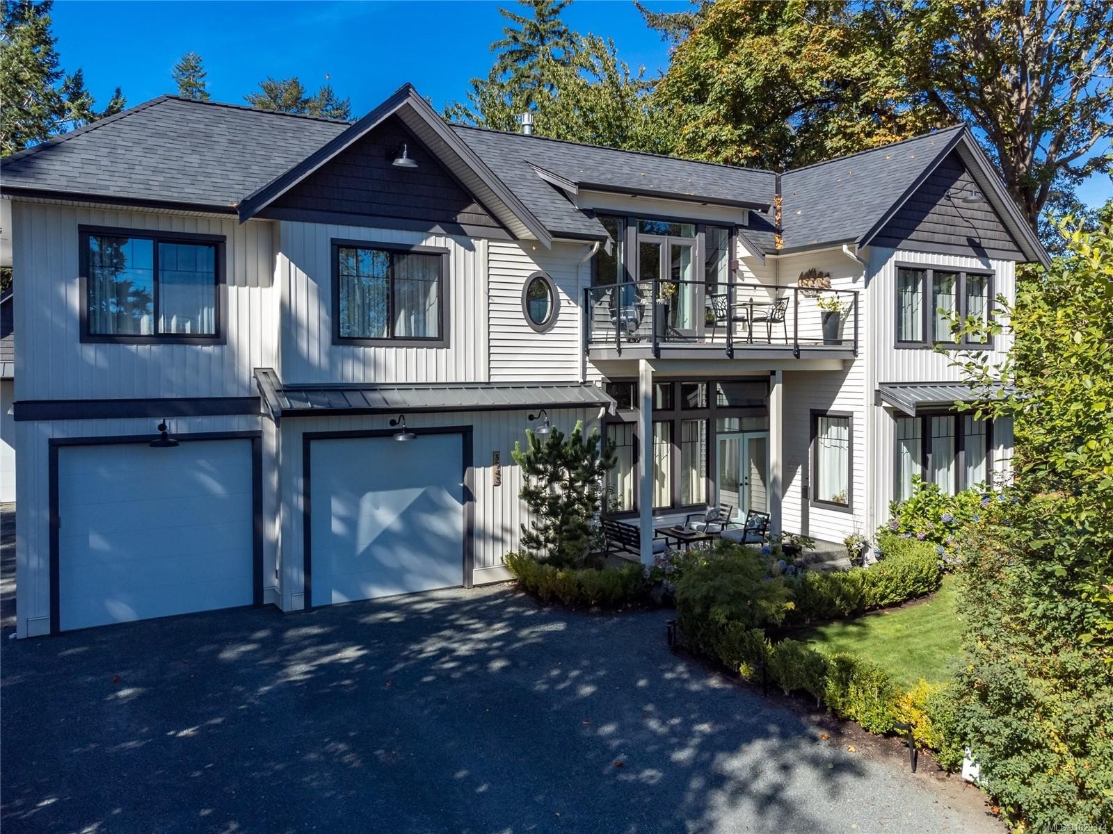 3943 Dillman Rd, Campbell River, BC