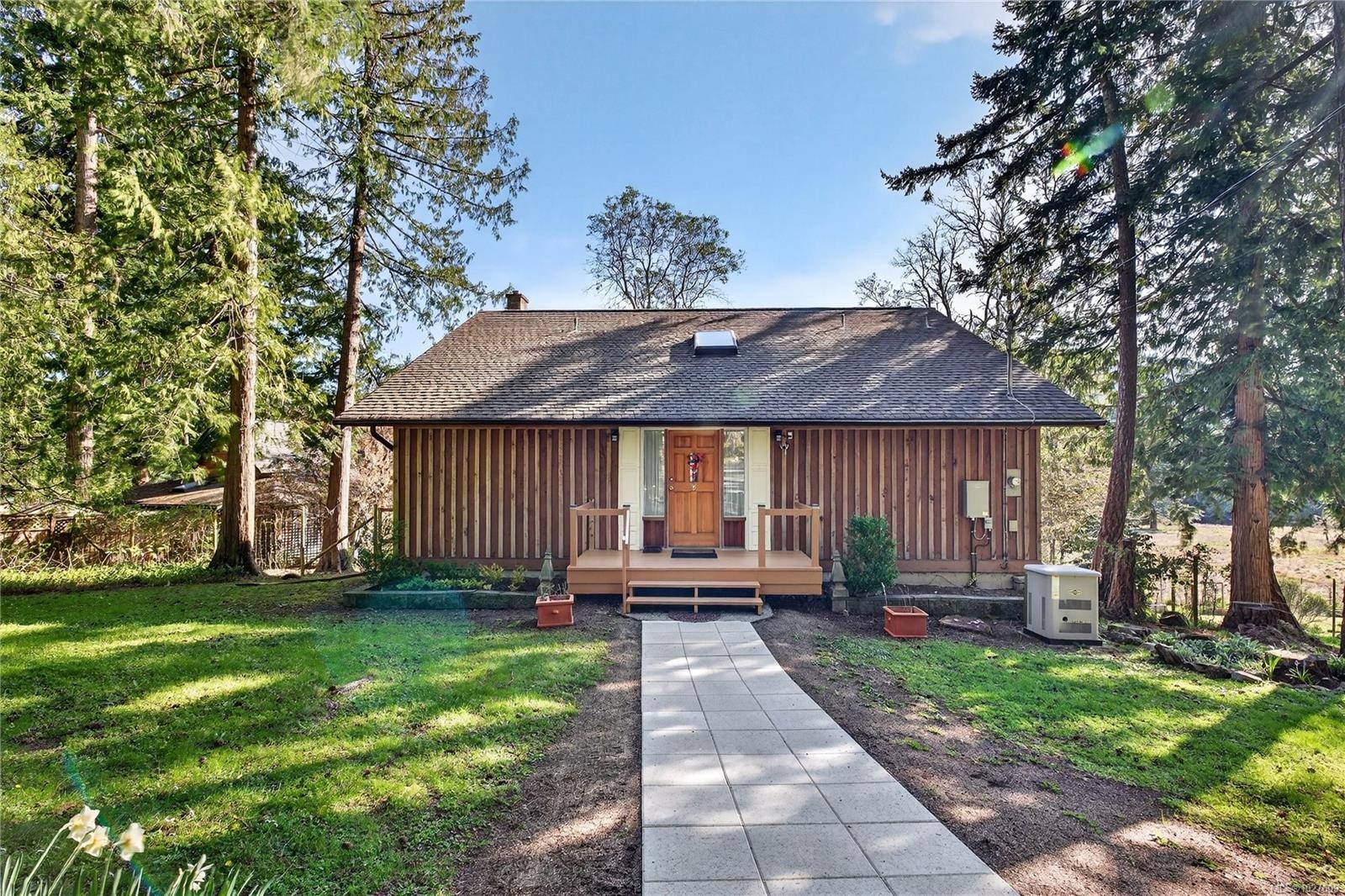 111 Baker Rd, Salt Spring, BC