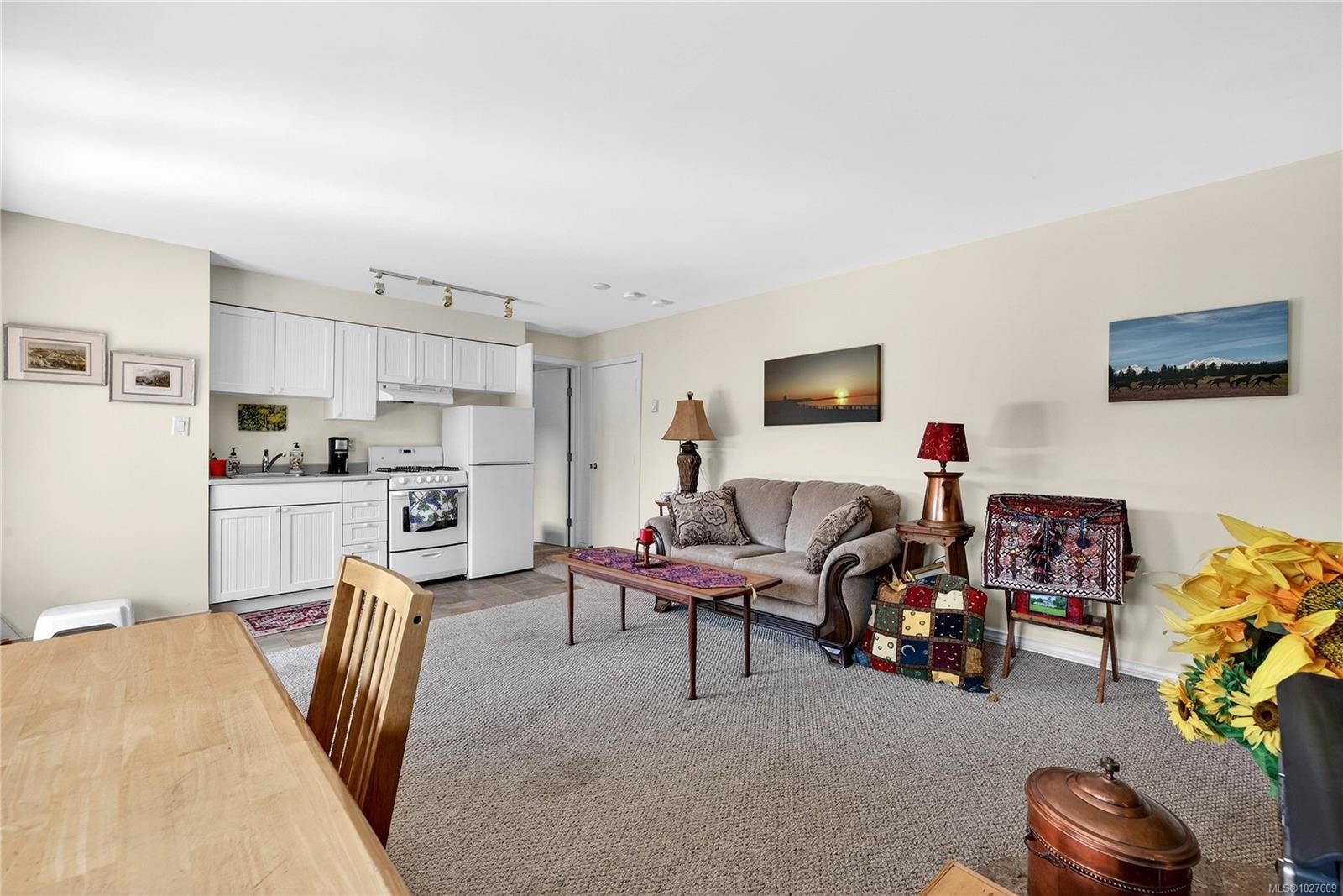 111 Baker Rd, Salt Spring, BC