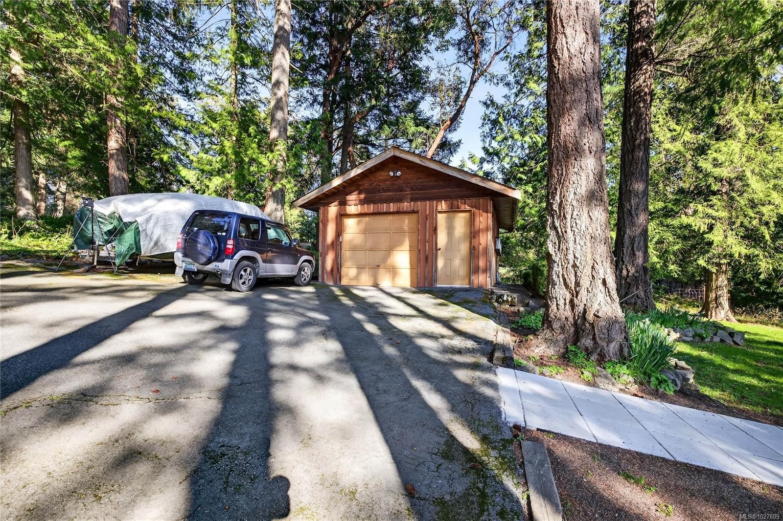 111 Baker Rd, Salt Spring, BC