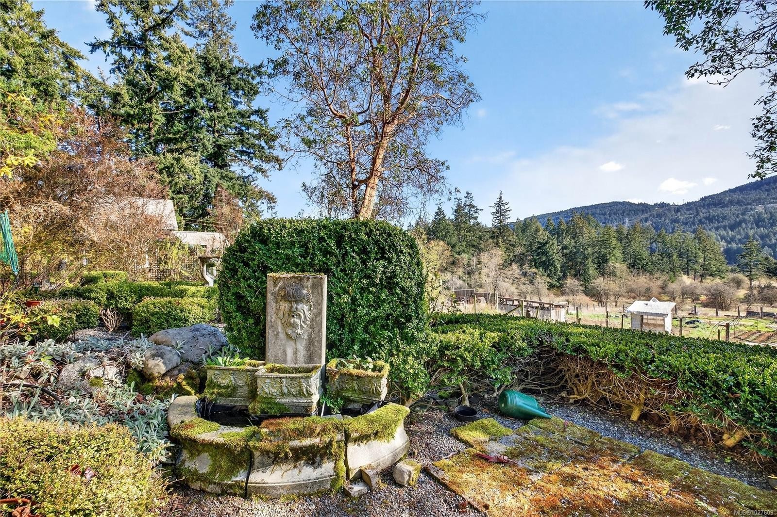 111 Baker Rd, Salt Spring, BC