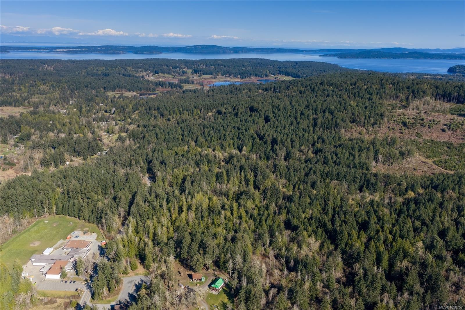 13475 Cedar Rd, Ladysmith, BC