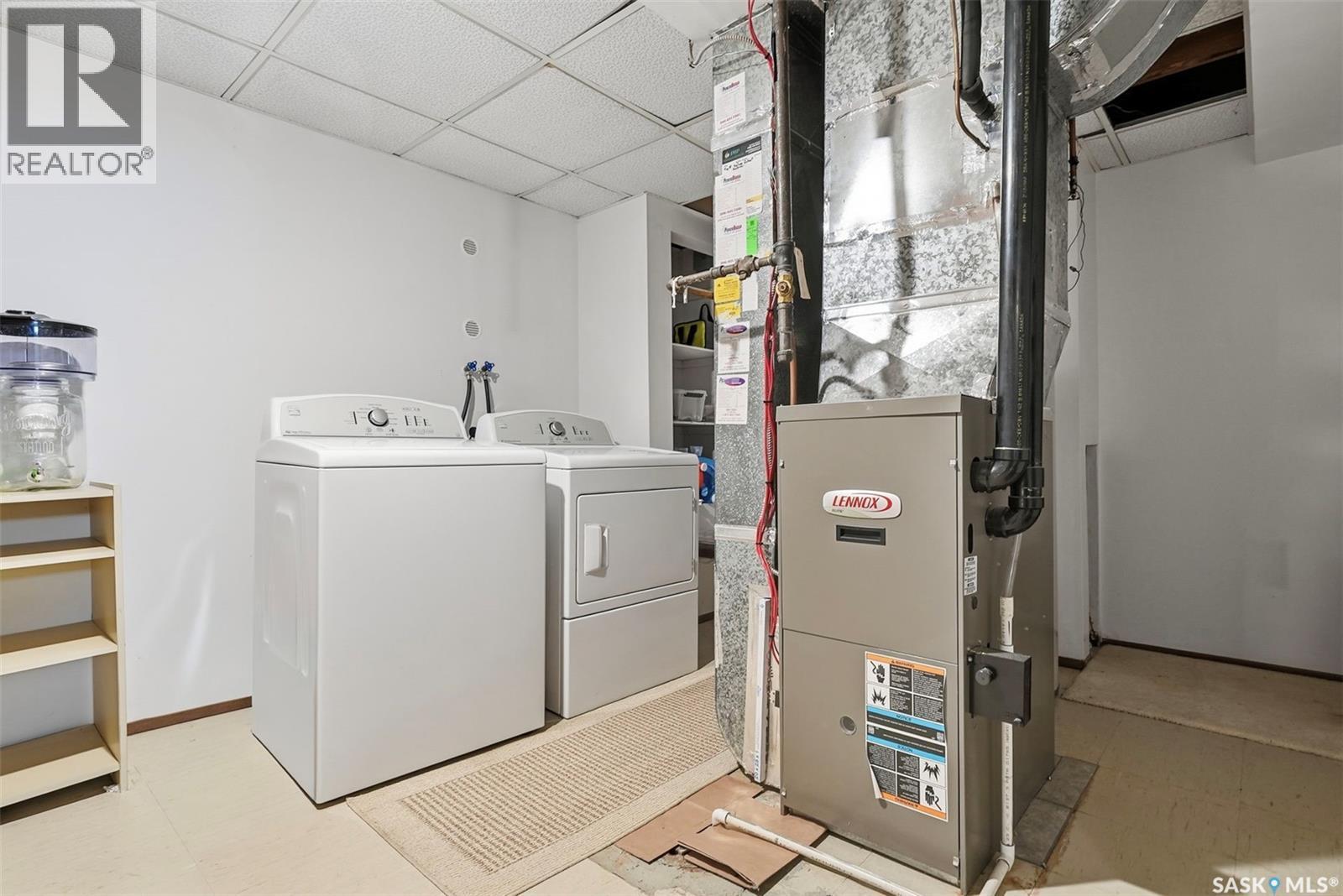431 Sylvian Crescent, Saskatoon, SK - Indoor Photo Showing Laundry Room