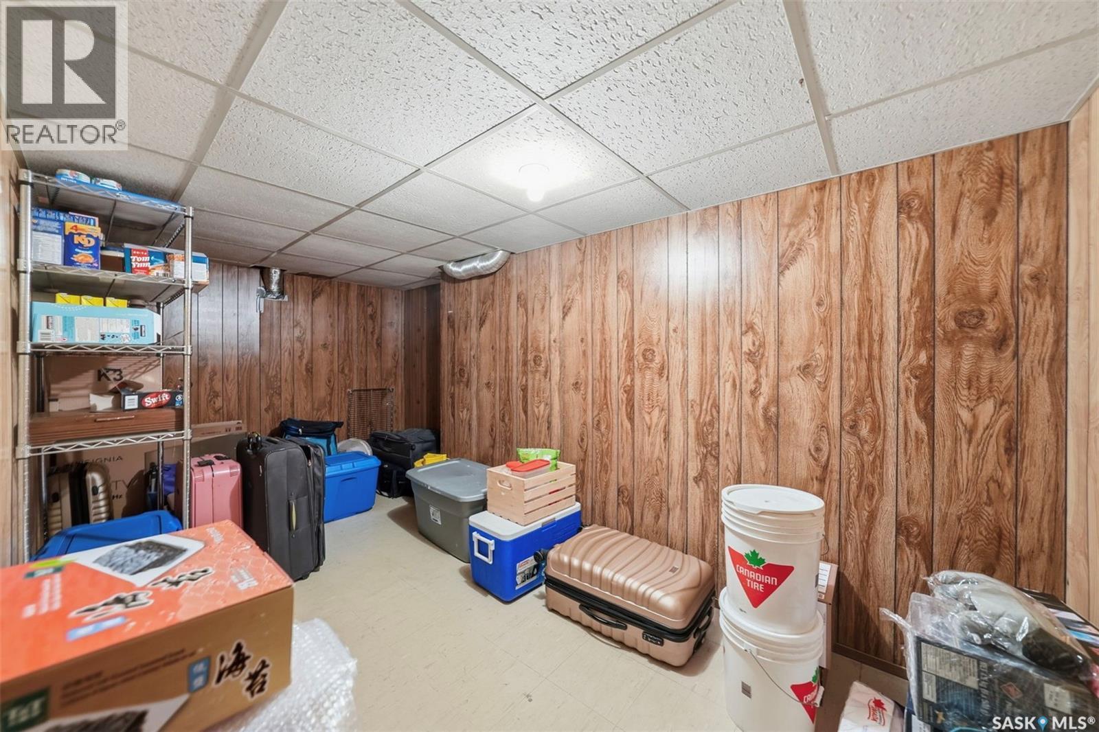 431 Sylvian Crescent, Saskatoon, SK - Indoor