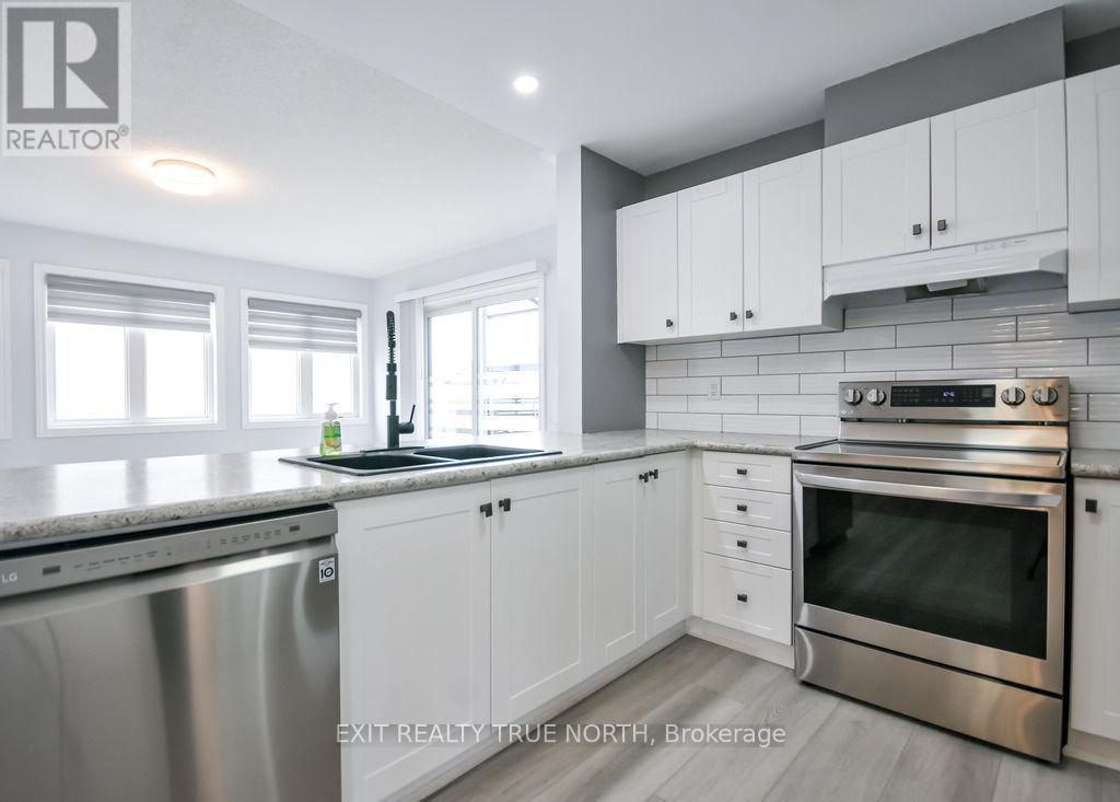 8 Sinclair Crescent, Ramara, ON - Indoor Photo Showing Kitchen With Double Sink
