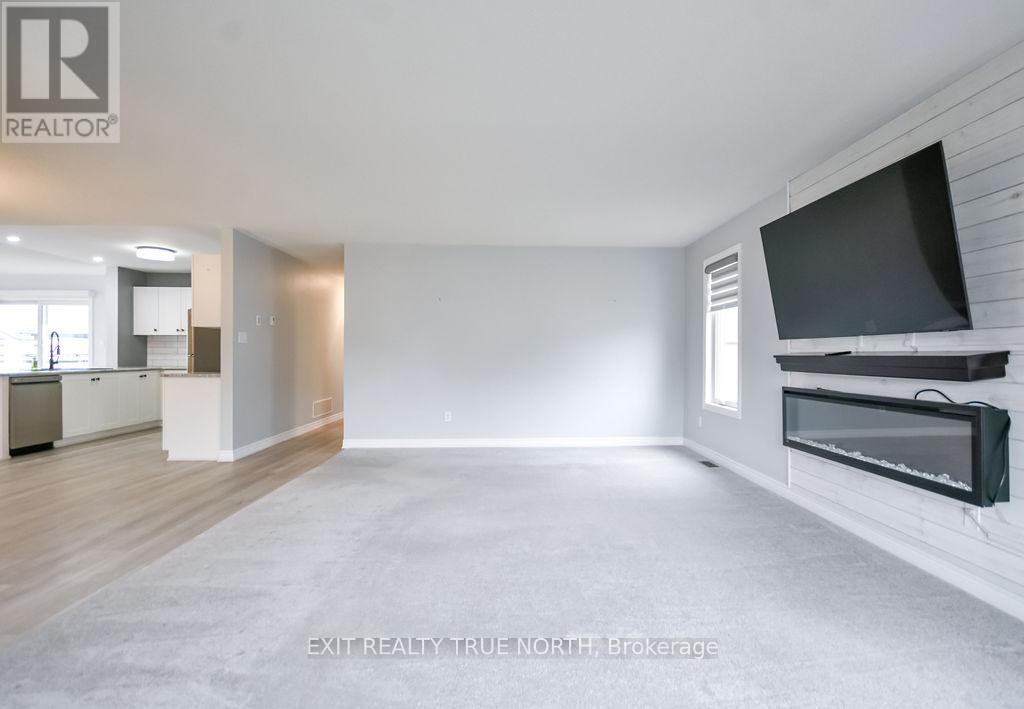 8 Sinclair Crescent, Ramara, ON - Indoor