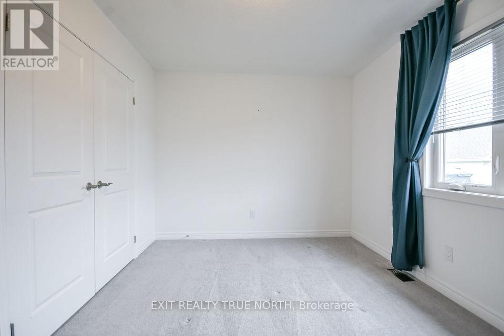 Second Bedroom - 8 Sinclair Crescent, Ramara, ON - Indoor Photo Showing Other Room