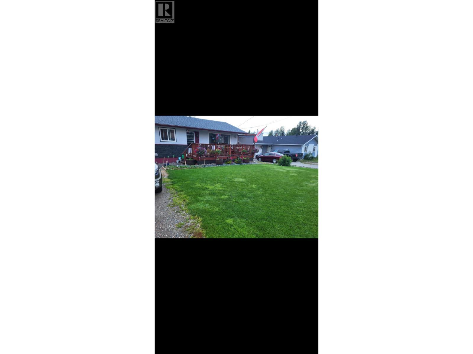 13 Manson Crescent, Mackenzie, BC -