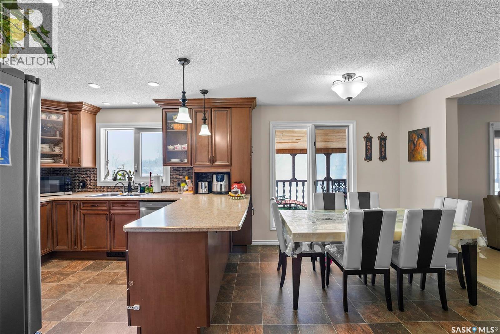 55 Noonan Road, Regina, SK - Indoor