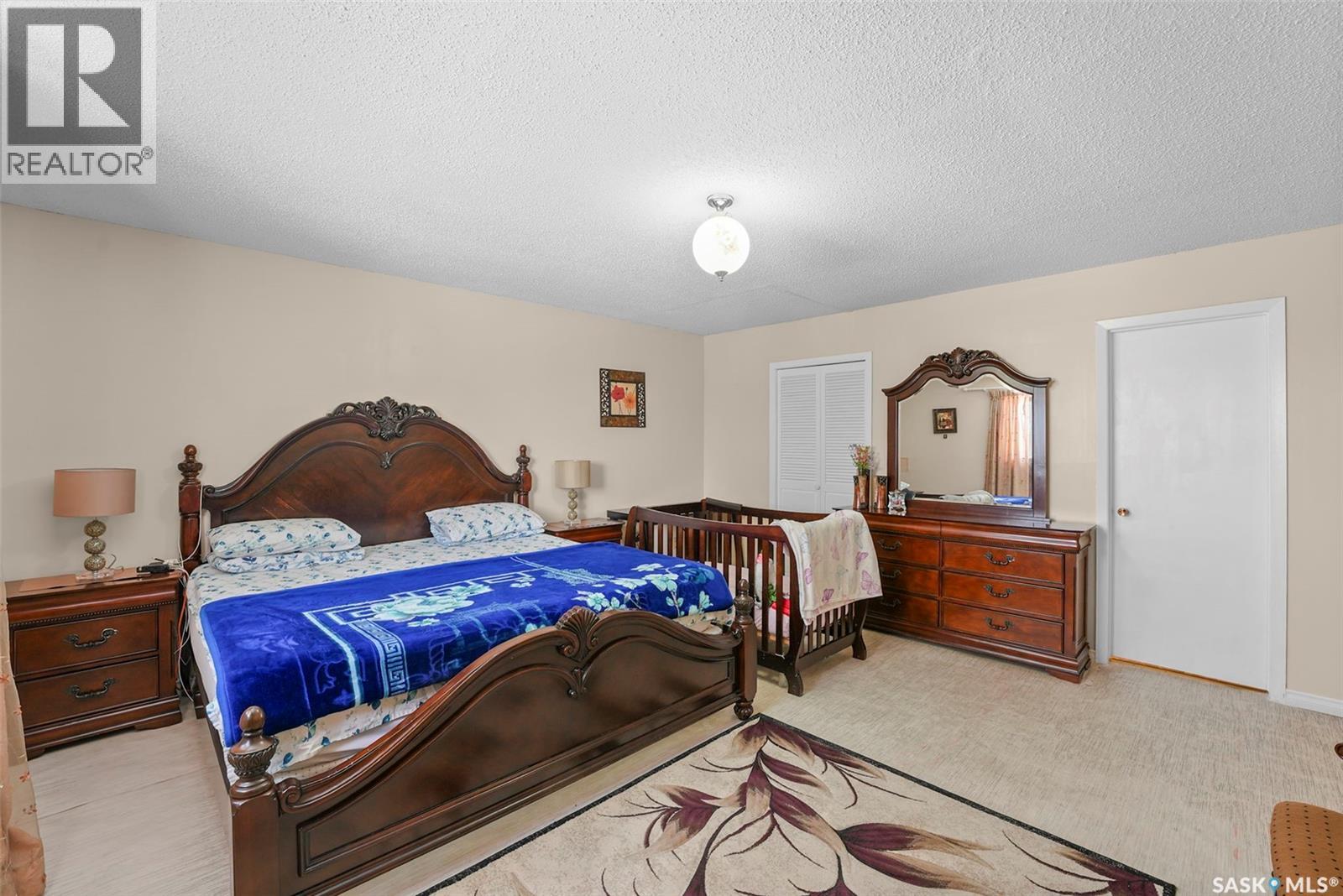 55 Noonan Road, Regina, SK - Indoor Photo Showing Bedroom