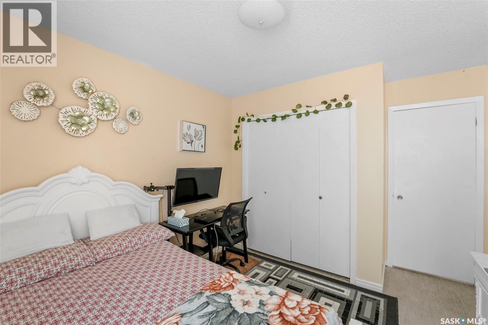 55 Noonan Road, Regina, SK - Indoor Photo Showing Bedroom