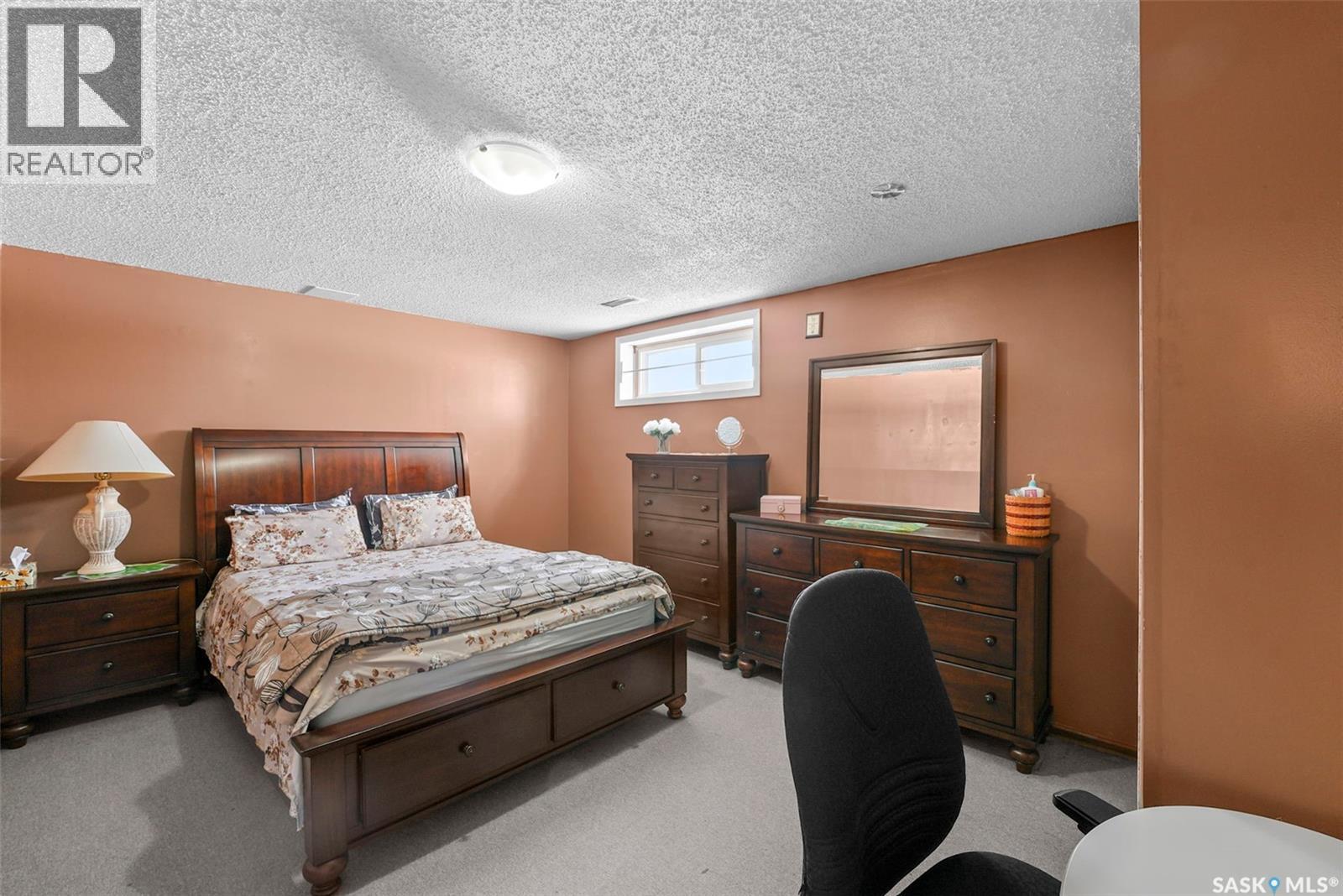 55 Noonan Road, Regina, SK - Indoor Photo Showing Bedroom