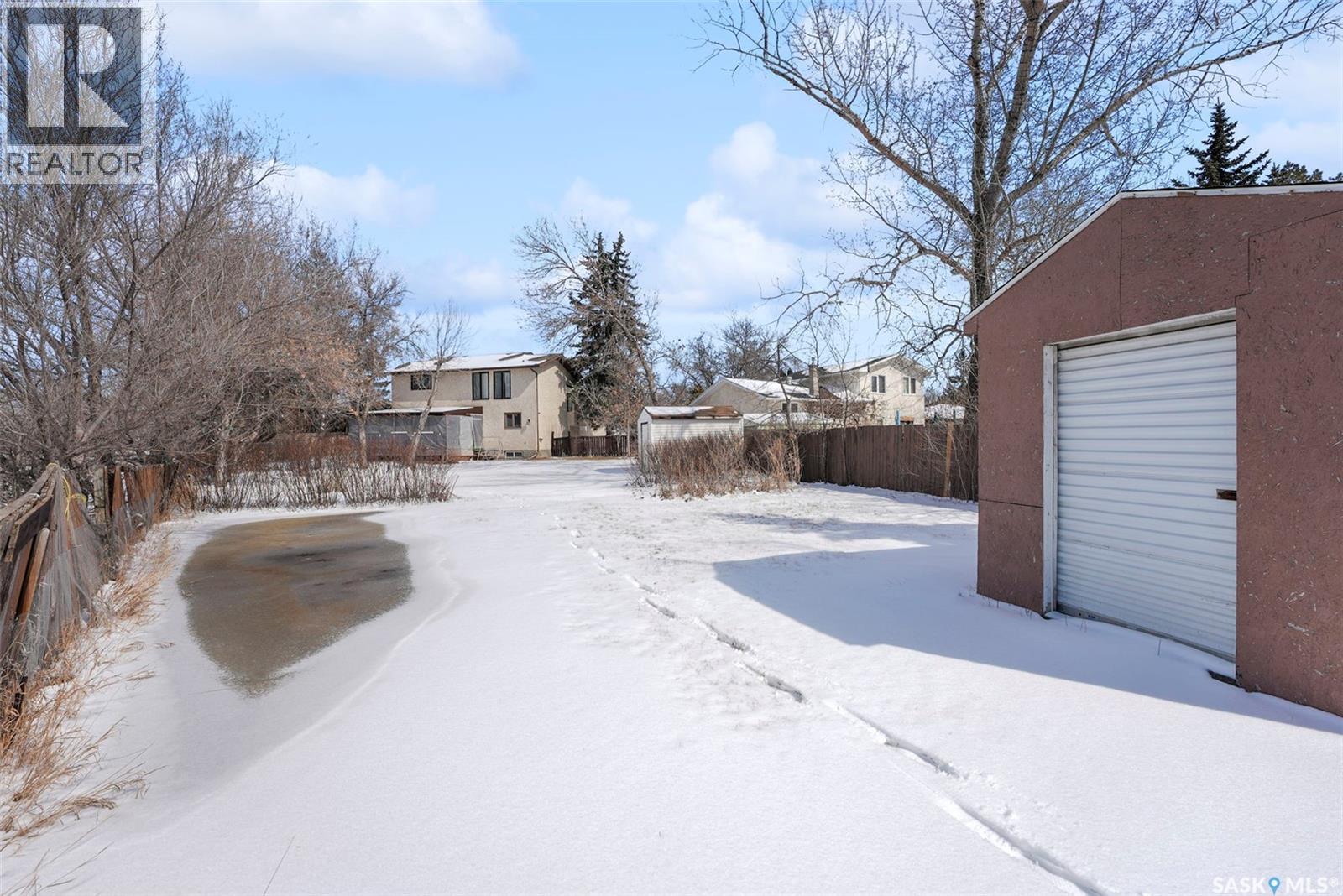 55 Noonan Road, Regina, SK - Outdoor