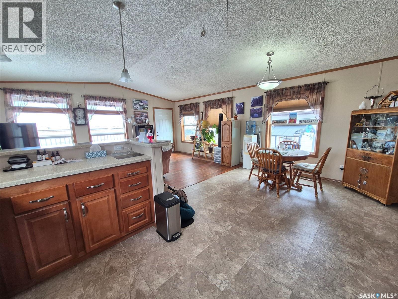 4425 Access Road, Halbrite, SK - Indoor Photo Showing Other Room
