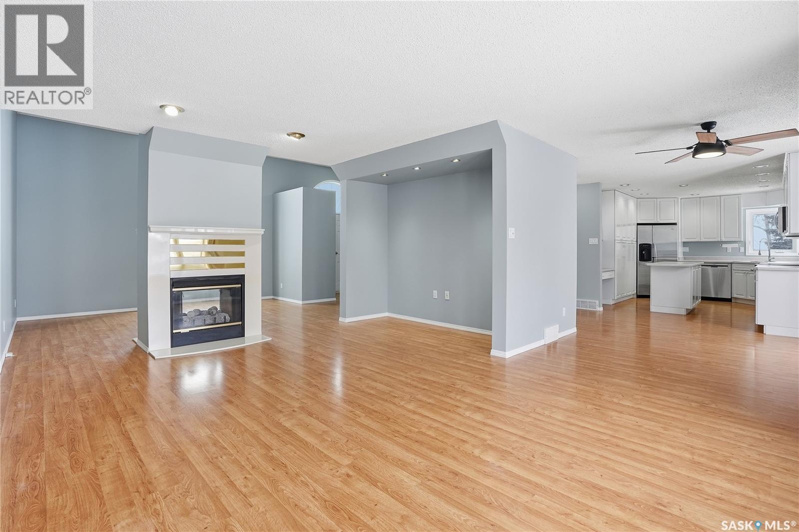 414 Forsyth Way, Saskatoon, SK - Indoor With Fireplace