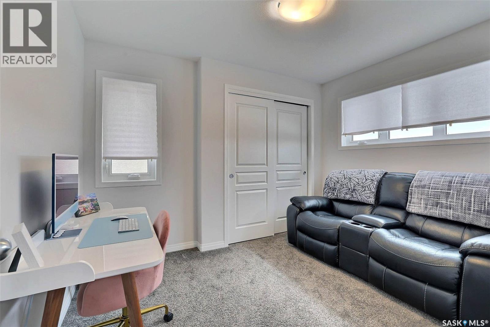 5345 Mckenna Crescent, Regina, SK - Indoor