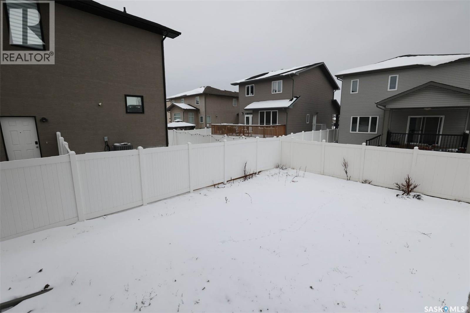 5345 Mckenna Crescent, Regina, SK - Outdoor