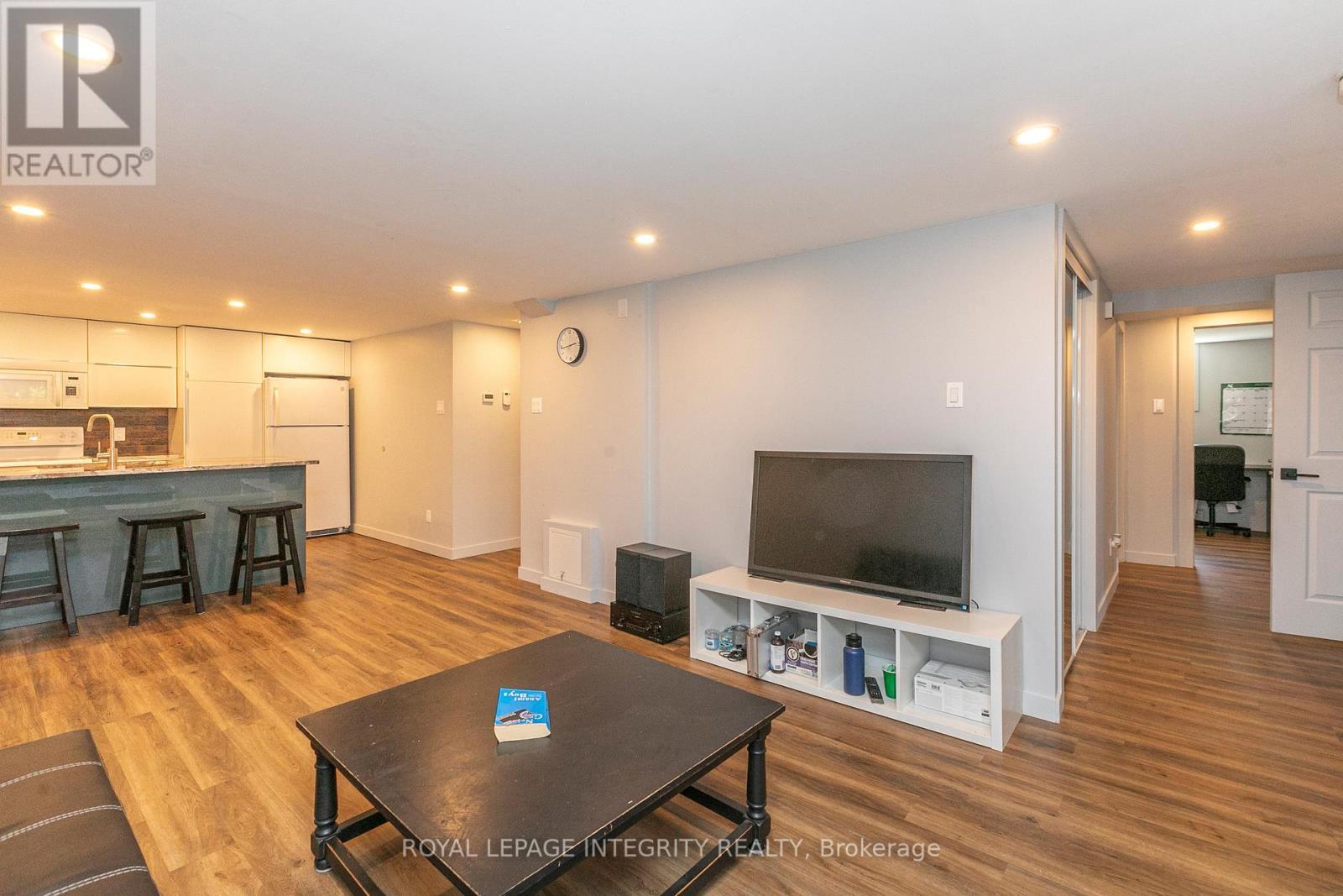 2347 Baseline Road, Ottawa, ON - Indoor Photo Showing Other Room