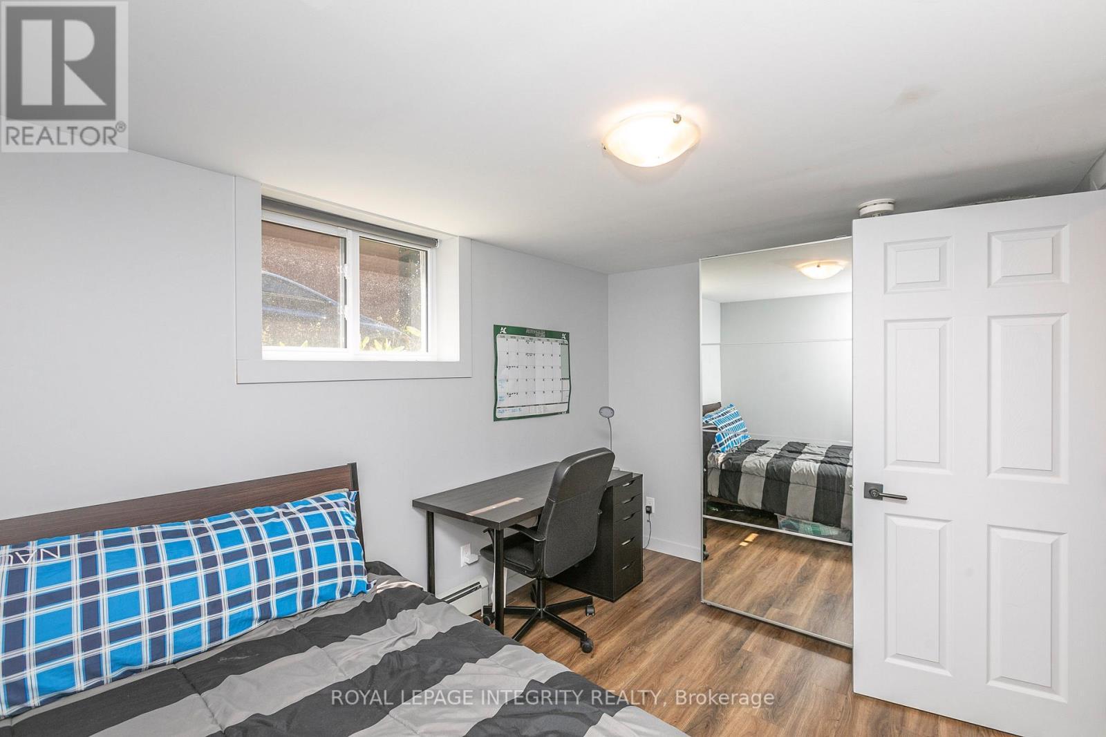2347 Baseline Road, Ottawa, ON - Indoor Photo Showing Bedroom