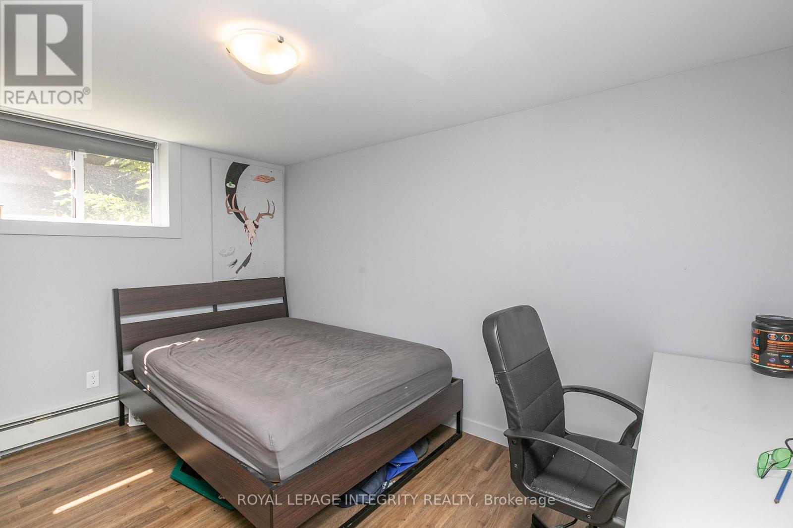 2347 Baseline Road, Ottawa, ON - Indoor Photo Showing Bedroom