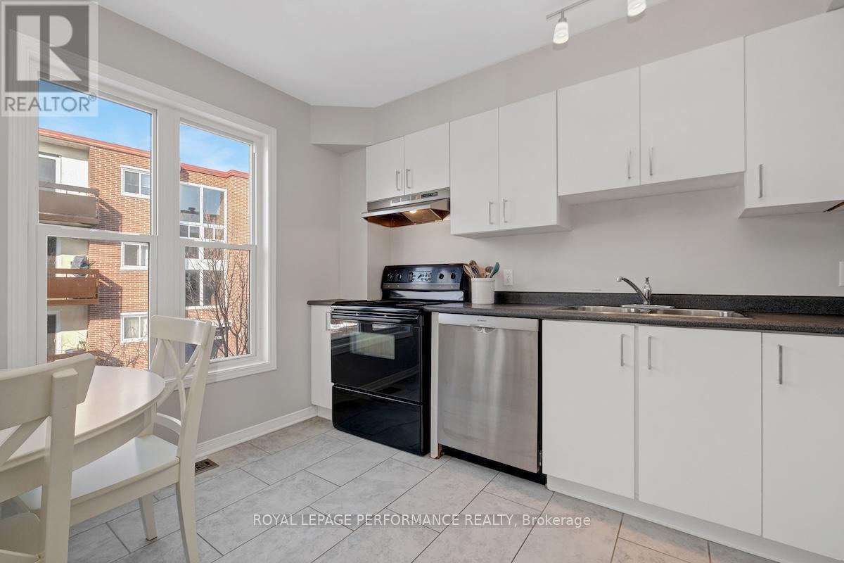 175 Arcola Private, Ottawa, ON - Indoor Photo Showing Kitchen With Double Sink
