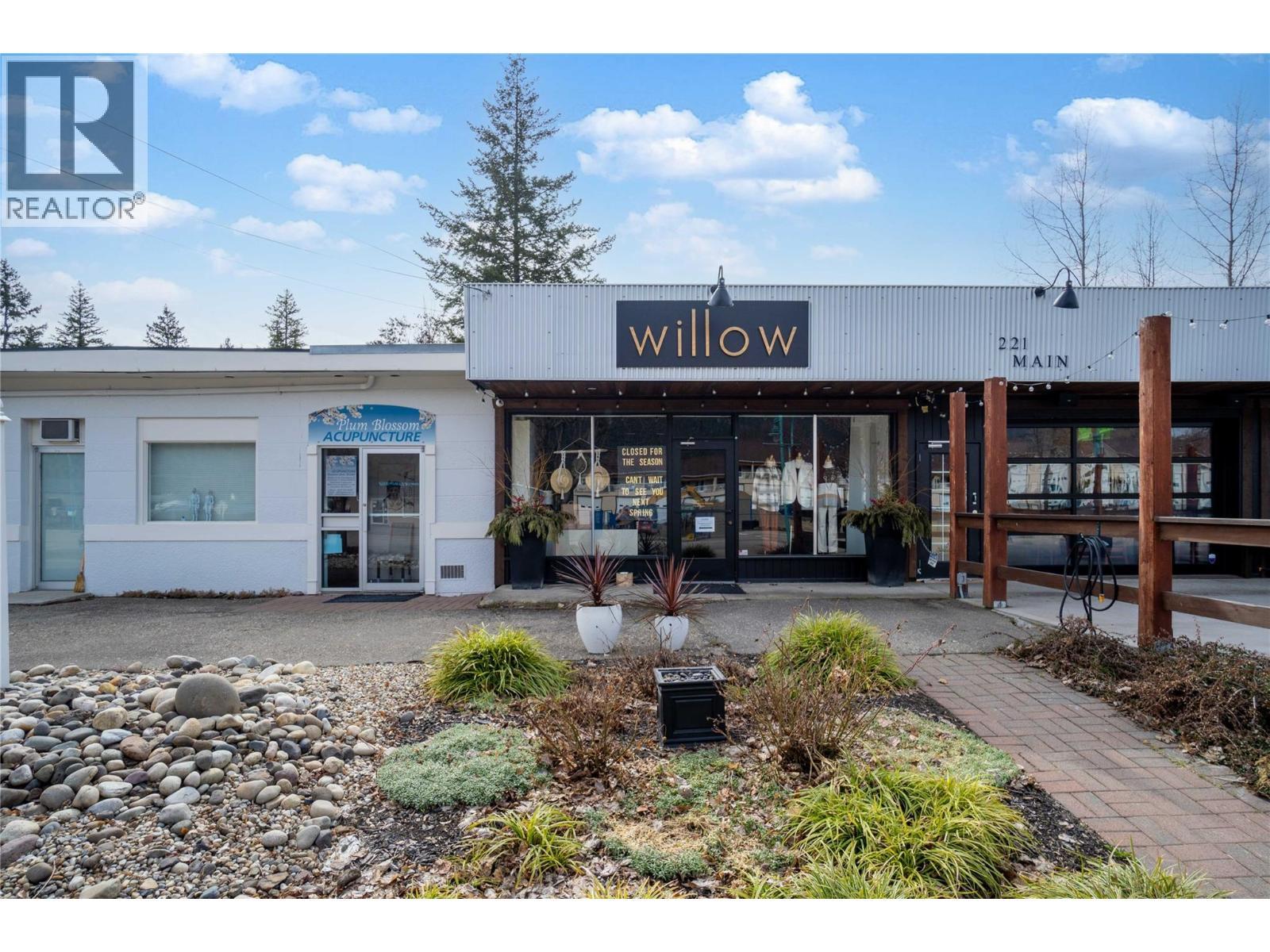 266 Sunset Drive, Sicamous, BC
